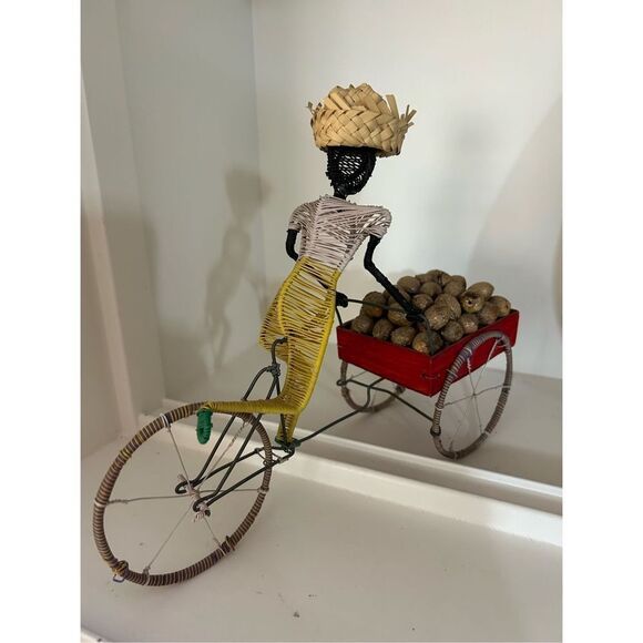 African Wire Bicycle Peddler - Picture 6 of 6